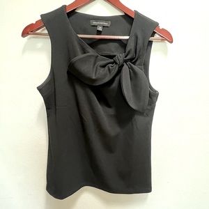 Banana Republic Black Front Tie Knot Top / Size XS
